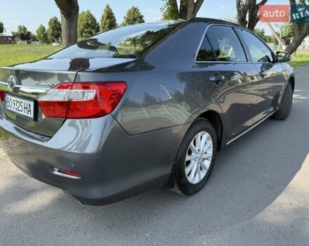 Серый Тойота Камри, объемом двигателя 2.49 л и пробегом 285 тыс. км за 12500 $, фото 13 на Automoto.ua