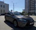 Серый Тойота Камри, объемом двигателя 2.5 л и пробегом 257 тыс. км за 14300 $, фото 1 на Automoto.ua