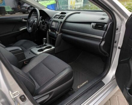 Серый Тойота Камри, объемом двигателя 2.5 л и пробегом 200 тыс. км за 14500 $, фото 8 на Automoto.ua