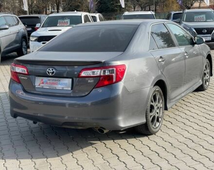 Сірий Тойота Камрі, об'ємом двигуна 2.5 л та пробігом 301 тис. км за 9900 $, фото 6 на Automoto.ua