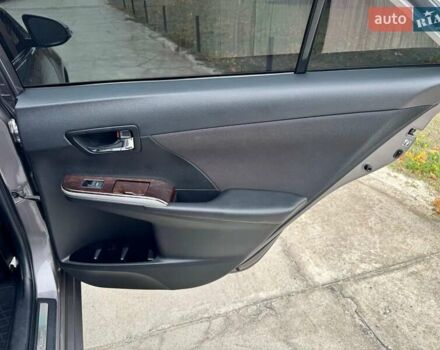 Серый Тойота Камри, объемом двигателя 2.49 л и пробегом 114 тыс. км за 17700 $, фото 16 на Automoto.ua