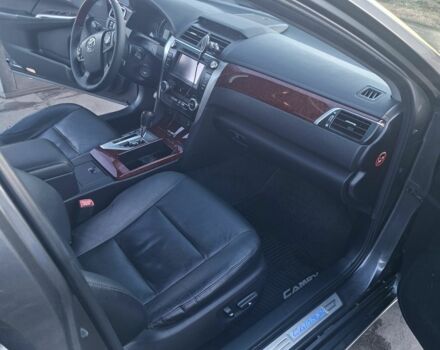 Серый Тойота Камри, объемом двигателя 2.5 л и пробегом 160 тыс. км за 14700 $, фото 5 на Automoto.ua