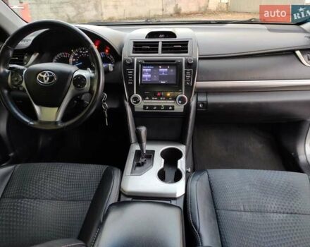 Сірий Тойота Камрі, об'ємом двигуна 2.5 л та пробігом 98 тис. км за 5900 $, фото 16 на Automoto.ua