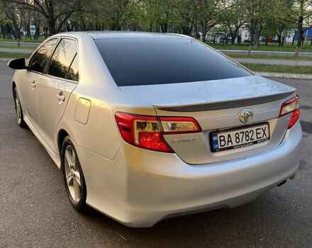 Сірий Тойота Камрі, об'ємом двигуна 2.49 л та пробігом 193 тис. км за 11200 $, фото 5 на Automoto.ua