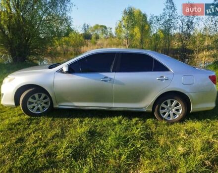 Сірий Тойота Камрі, об'ємом двигуна 2.49 л та пробігом 160 тис. км за 10000 $, фото 4 на Automoto.ua