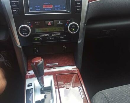 Серый Тойота Камри, объемом двигателя 2.49 л и пробегом 341 тыс. км за 13500 $, фото 10 на Automoto.ua