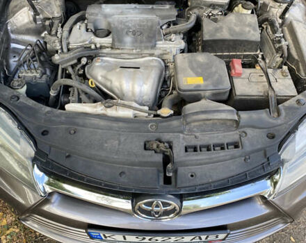 Серый Тойота Камри, объемом двигателя 2.49 л и пробегом 165 тыс. км за 12800 $, фото 6 на Automoto.ua