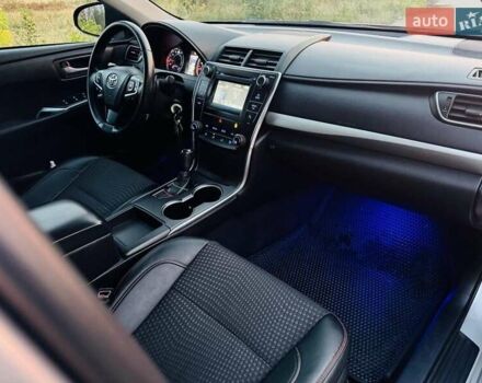 Сірий Тойота Камрі, об'ємом двигуна 2.49 л та пробігом 217 тис. км за 14200 $, фото 14 на Automoto.ua