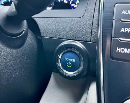 Серый Тойота Камри, объемом двигателя 0 л и пробегом 160 тыс. км за 13700 $, фото 22 на Automoto.ua