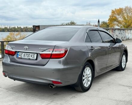 Сірий Тойота Камрі, об'ємом двигуна 2.5 л та пробігом 114 тис. км за 17700 $, фото 1 на Automoto.ua