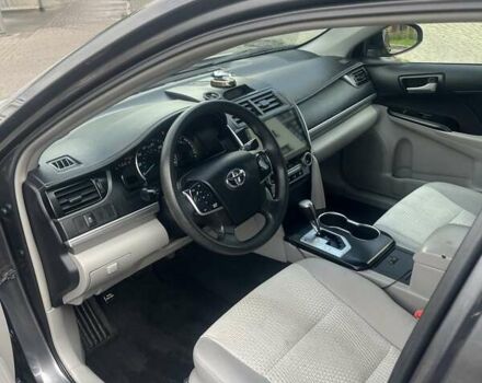 Сірий Тойота Камрі, об'ємом двигуна 2.49 л та пробігом 224 тис. км за 11900 $, фото 7 на Automoto.ua