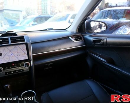Серый Тойота Камри, объемом двигателя 2.5 л и пробегом 198 тыс. км за 11000 $, фото 11 на Automoto.ua