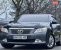 Сірий Тойота Камрі, об'ємом двигуна 2.5 л та пробігом 271 тис. км за 11900 $, фото 13 на Automoto.ua
