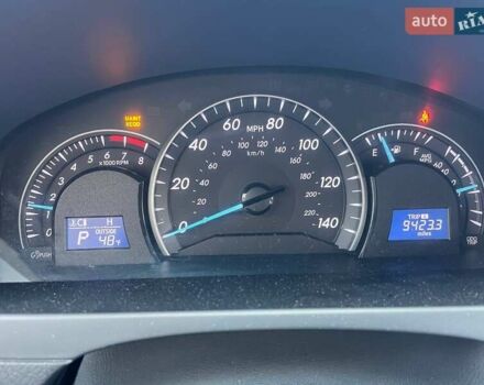 Серый Тойота Камри, объемом двигателя 2.49 л и пробегом 151 тыс. км за 12200 $, фото 4 на Automoto.ua