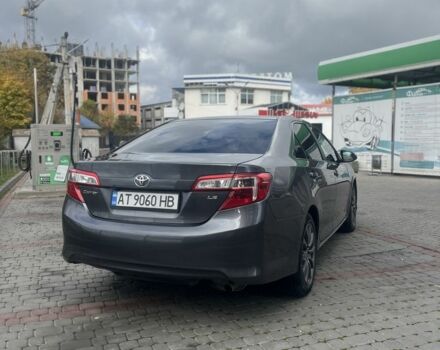 Серый Тойота Камри, объемом двигателя 2.5 л и пробегом 220 тыс. км за 11900 $, фото 4 на Automoto.ua