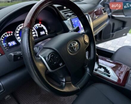 Сірий Тойота Камрі, об'ємом двигуна 2.5 л та пробігом 271 тис. км за 11900 $, фото 38 на Automoto.ua