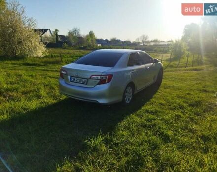 Сірий Тойота Камрі, об'ємом двигуна 2.49 л та пробігом 160 тис. км за 10000 $, фото 3 на Automoto.ua