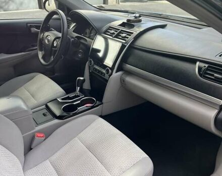 Сірий Тойота Камрі, об'ємом двигуна 2.49 л та пробігом 224 тис. км за 11900 $, фото 15 на Automoto.ua