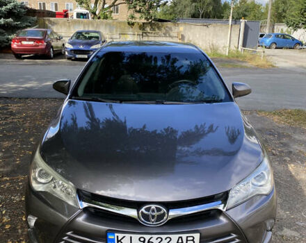 Серый Тойота Камри, объемом двигателя 2.49 л и пробегом 165 тыс. км за 12800 $, фото 12 на Automoto.ua