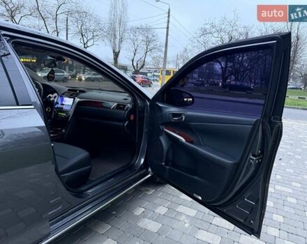 Сірий Тойота Камрі, об'ємом двигуна 2.5 л та пробігом 271 тис. км за 11900 $, фото 42 на Automoto.ua