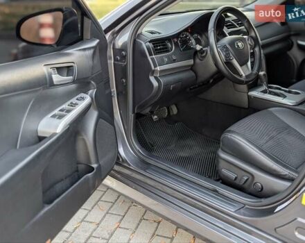 Тойота Камри 2014 в Коломые на Automoto.ua Серый Тойота Камри, объемом двигателя 2.5 л и пробегом 241 тыс. км за 10850 $, фото 11 на Automoto.ua
