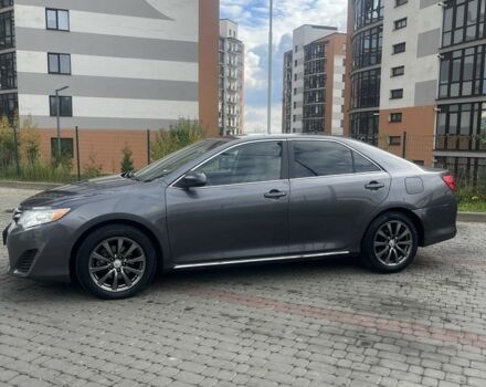 Серый Тойота Камри, объемом двигателя 2.5 л и пробегом 220 тыс. км за 11900 $, фото 5 на Automoto.ua