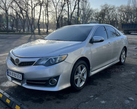 Сірий Тойота Камрі, об'ємом двигуна 2.49 л та пробігом 193 тис. км за 11200 $, фото 1 на Automoto.ua