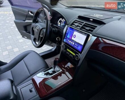 Сірий Тойота Камрі, об'ємом двигуна 2.5 л та пробігом 271 тис. км за 11900 $, фото 47 на Automoto.ua