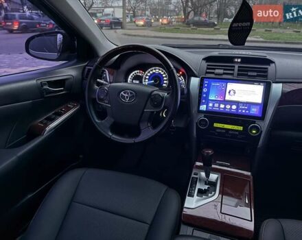 Сірий Тойота Камрі, об'ємом двигуна 2.5 л та пробігом 271 тис. км за 11900 $, фото 70 на Automoto.ua