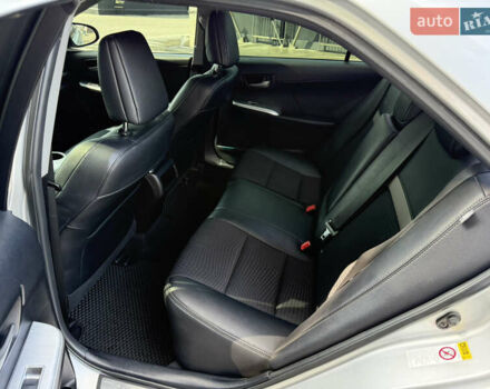 Серый Тойота Камри, объемом двигателя 2.49 л и пробегом 147 тыс. км за 13800 $, фото 15 на Automoto.ua