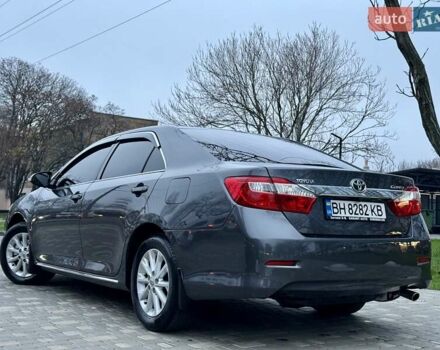 Сірий Тойота Камрі, об'ємом двигуна 2.5 л та пробігом 271 тис. км за 11900 $, фото 31 на Automoto.ua