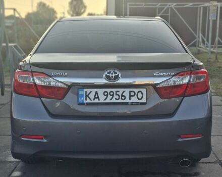 Серый Тойота Камри, объемом двигателя 2.5 л и пробегом 160 тыс. км за 14700 $, фото 1 на Automoto.ua