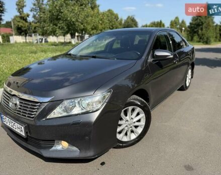 Серый Тойота Камри, объемом двигателя 2.49 л и пробегом 285 тыс. км за 12500 $, фото 111 на Automoto.ua