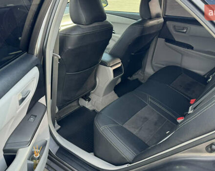 Серый Тойота Камри, объемом двигателя 2.49 л и пробегом 219 тыс. км за 15999 $, фото 18 на Automoto.ua