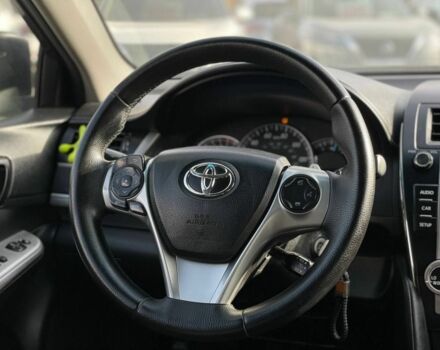 Сірий Тойота Камрі, об'ємом двигуна 2.5 л та пробігом 301 тис. км за 9900 $, фото 15 на Automoto.ua