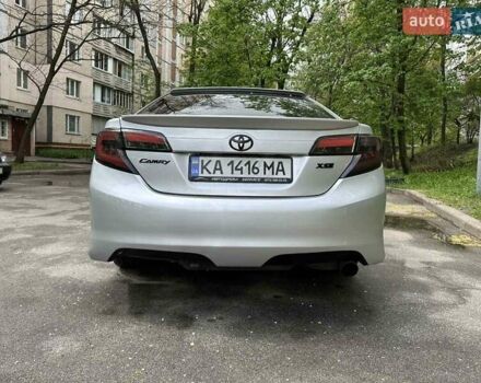 Тойота Камри 2014 в Киеве на Automoto.ua Серый Тойота Камри, объемом двигателя 2.5 л и пробегом 310 тыс. км за 9200 $, фото 7 на Automoto.ua