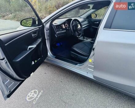 Сірий Тойота Камрі, об'ємом двигуна 2.49 л та пробігом 217 тис. км за 14200 $, фото 10 на Automoto.ua