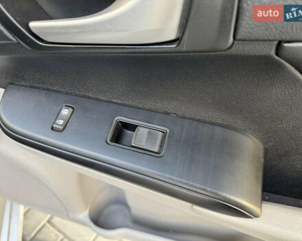 Серый Тойота Камри, объемом двигателя 2.49 л и пробегом 179 тыс. км за 12777 $, фото 19 на Automoto.ua