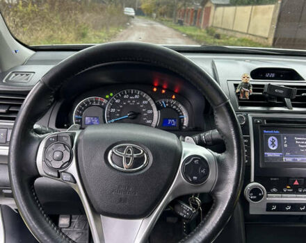 Сірий Тойота Камрі, об'ємом двигуна 2.5 л та пробігом 185 тис. км за 11300 $, фото 11 на Automoto.ua