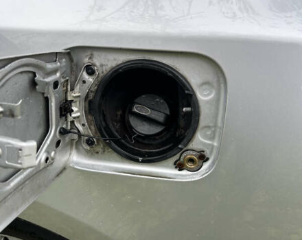 Сірий Тойота Камрі, об'ємом двигуна 2.5 л та пробігом 185 тис. км за 11300 $, фото 17 на Automoto.ua