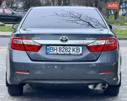 Сірий Тойота Камрі, об'ємом двигуна 2.5 л та пробігом 271 тис. км за 11900 $, фото 7 на Automoto.ua