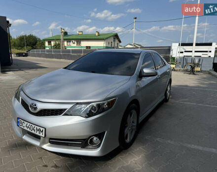 Серый Тойота Камри, объемом двигателя 2.49 л и пробегом 147 тыс. км за 13800 $, фото 34 на Automoto.ua