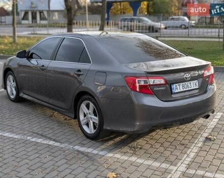Тойота Камри 2014 в Коломые на Automoto.ua Серый Тойота Камри, объемом двигателя 2.5 л и пробегом 241 тыс. км за 10850 $, фото 3 на Automoto.ua