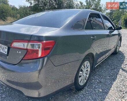 Серый Тойота Камри, объемом двигателя 2.49 л и пробегом 100 тыс. км за 11499 $, фото 2 на Automoto.ua