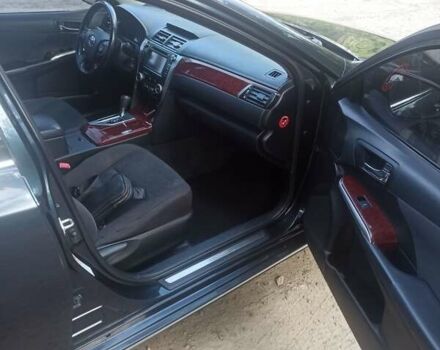 Серый Тойота Камри, объемом двигателя 2.49 л и пробегом 341 тыс. км за 13500 $, фото 8 на Automoto.ua