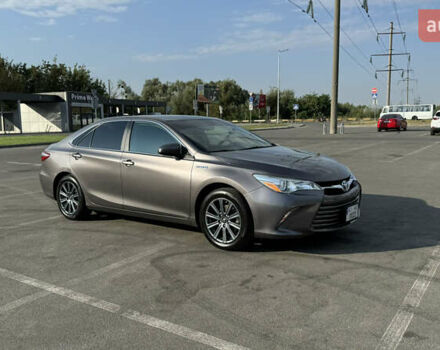 Серый Тойота Камри, объемом двигателя 2.49 л и пробегом 219 тыс. км за 15999 $, фото 1 на Automoto.ua