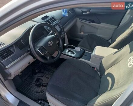 Сірий Тойота Камрі, об'ємом двигуна 2.49 л та пробігом 160 тис. км за 10000 $, фото 8 на Automoto.ua