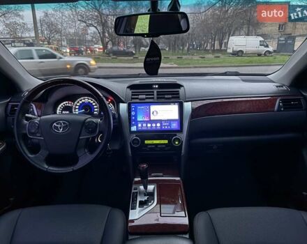 Сірий Тойота Камрі, об'ємом двигуна 2.5 л та пробігом 271 тис. км за 11900 $, фото 65 на Automoto.ua