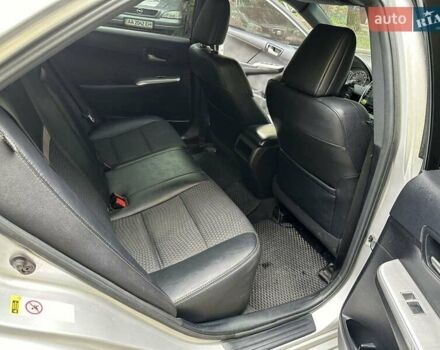 Тойота Камри 2014 в Киеве на Automoto.ua Серый Тойота Камри, объемом двигателя 2.5 л и пробегом 310 тыс. км за 9200 $, фото 2 на Automoto.ua