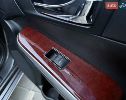 Сірий Тойота Камрі, об'ємом двигуна 2.5 л та пробігом 271 тис. км за 11900 $, фото 45 на Automoto.ua